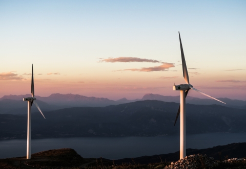 Wind turbines sustainable finance